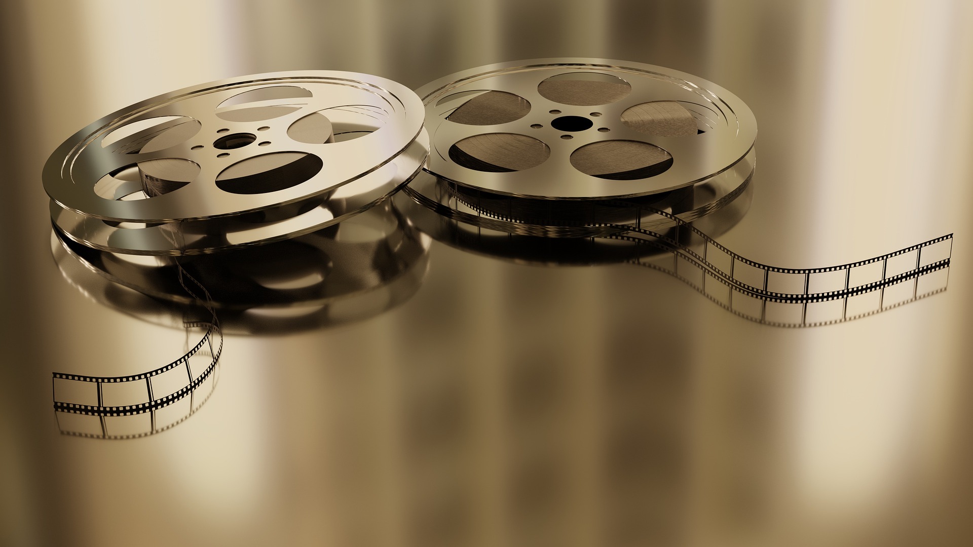 Top 10 Famous Movie Scenes Showcasing Stunning Jewelry